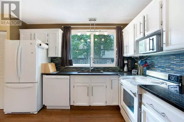 81, 630 Sabrina Road SW, Calgary, AB T2W2N7