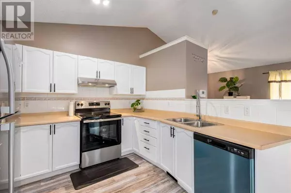 139 Los Alamos Place NE, Calgary, AB T1Y7J3