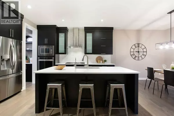 79 Cranarch Terrace SE, Calgary, AB T3M1Z1
