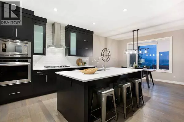 79 Cranarch Terrace SE, Calgary, AB T3M1Z1