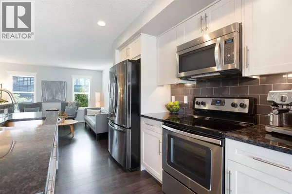 77 Nolanfield Way NW, Calgary, AB T3R0M8