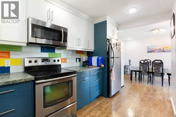 98, 1155 Falconridge Drive NE, Calgary, AB T3J1E1