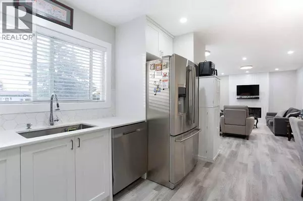 119 Maranda Close NE, Calgary, AB T2A3E7