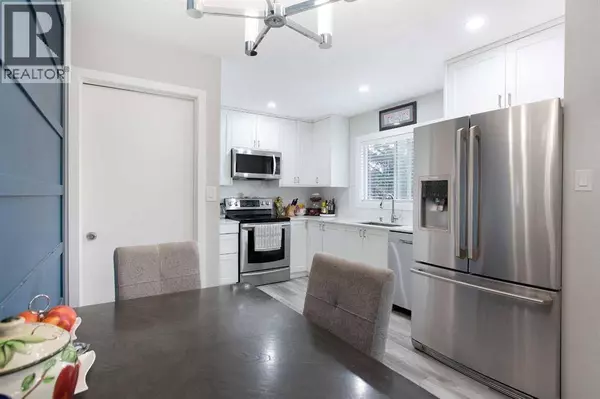 119 Maranda Close NE, Calgary, AB T2A3E7