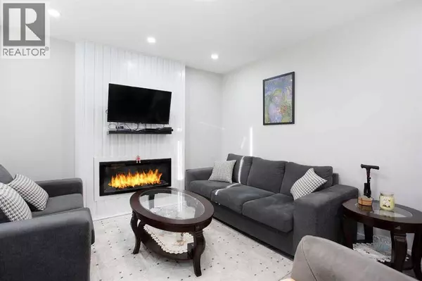 119 Maranda Close NE, Calgary, AB T2A3E7