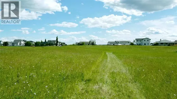 4 Avenue  SE, Diamond Valley, AB T0L1H0