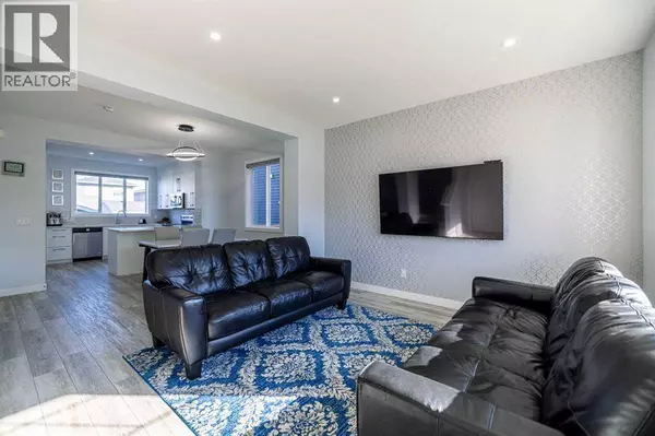 340 Chelsea Passage, Chestermere, AB T1X2P5