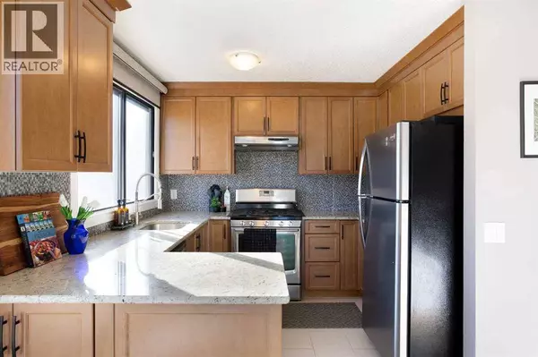 19, 5019 46 Avenue SW, Calgary, AB T3E6R1