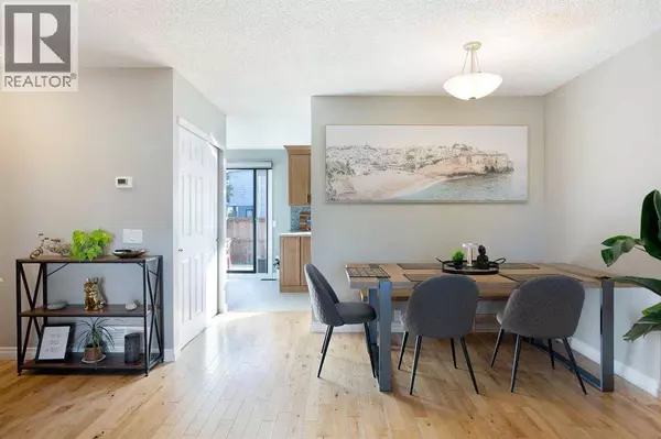 19, 5019 46 Avenue SW, Calgary, AB T3E6R1