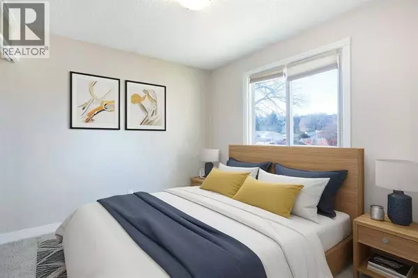 4004 79 Street NW, Calgary, AB T3B2N8