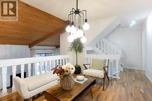 54, 10030 Oakmoor Way SW, Calgary, AB T2V4S8