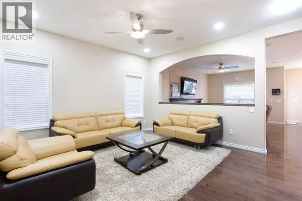 169 Taralake Manor NE, Calgary, AB T3J0N1