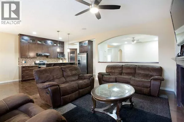 169 Taralake Manor NE, Calgary, AB T3J0N1