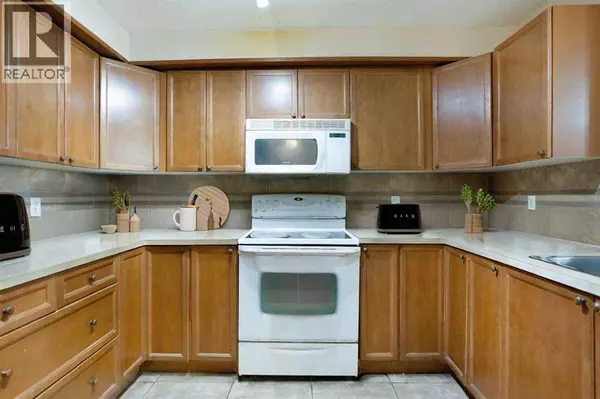 2107, 5200 44 Avenue NE, Calgary, AB T1Y7L4