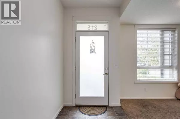 215 Copperpond Common SE, Calgary, AB T2Z1G5