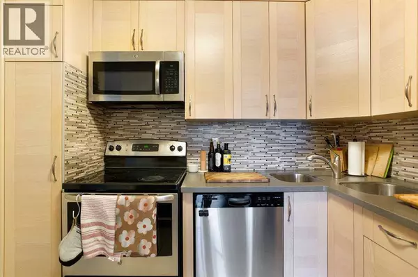 204, 809 4 Street NE, Calgary, AB T2E3S9