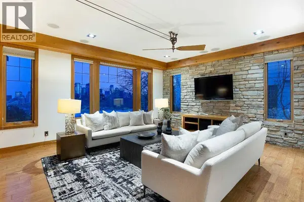 738 Crescent Road NW, Calgary, AB T2M4A7