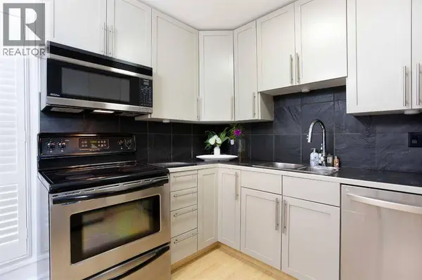 354 Brae Glen Road SW, Calgary, AB T2W1B6