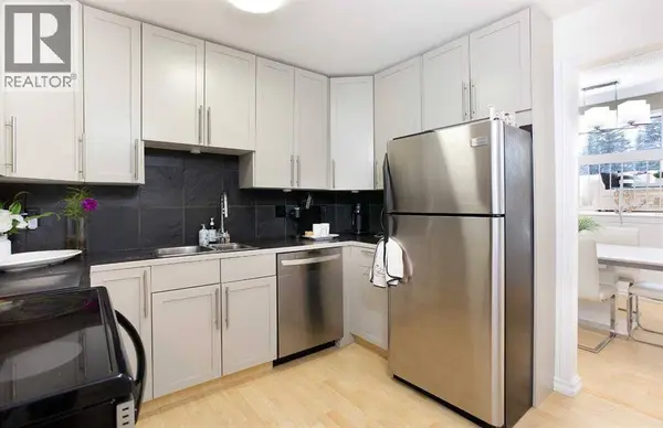 354 Brae Glen Road SW, Calgary, AB T2W1B6
