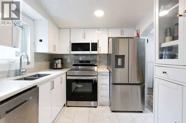7421 21A Street SE, Calgary, AB T2C0W1