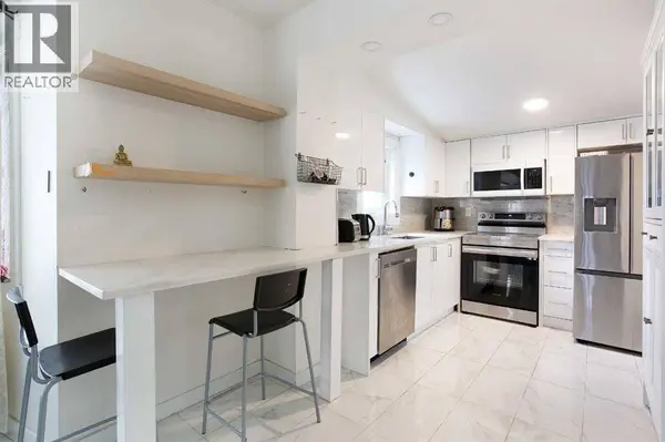 7421 21A Street SE, Calgary, AB T2C0W1