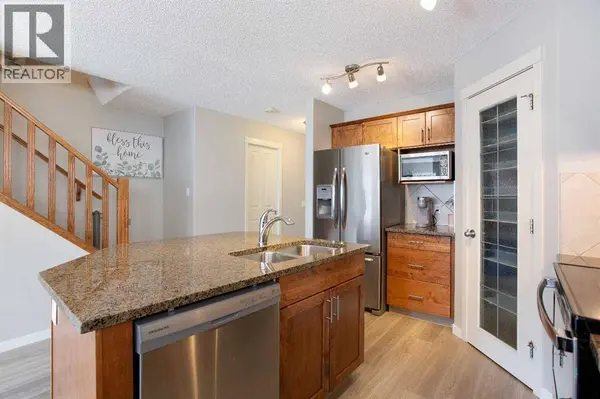 30 Cranwell Common SE, Calgary, AB T3M0J4