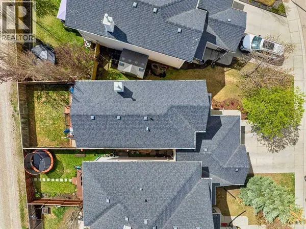 30 Cranwell Common SE, Calgary, AB T3M0J4