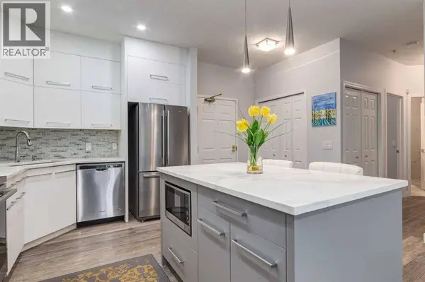 128, 5201 Dalhousie Drive NW, Calgary, AB T3A5Y7