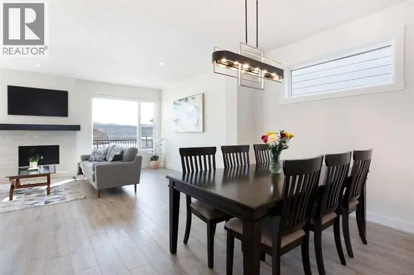 152 Cranbrook Gardens SE, Calgary, AB T3M3K6