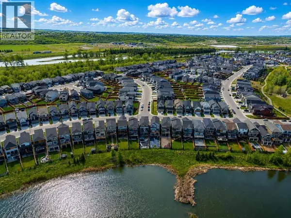 152 Cranbrook Gardens SE, Calgary, AB T3M3K6