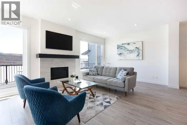 152 Cranbrook Gardens SE, Calgary, AB T3M3K6