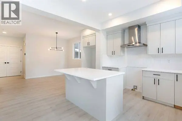 49 Creekside Passage SW, Calgary, AB T2X5V6