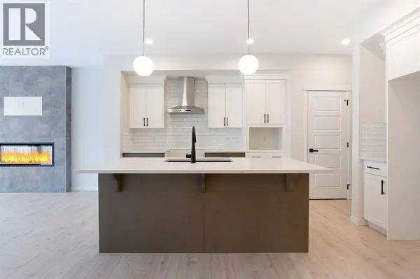 53 Creekside Passage SW, Calgary, AB T2X5V6
