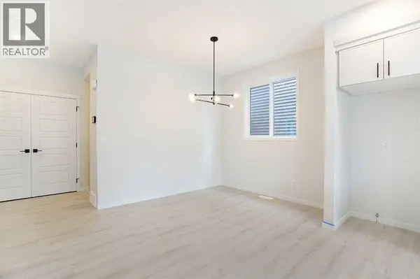 49 Creekside Passage SW, Calgary, AB T2X5V6