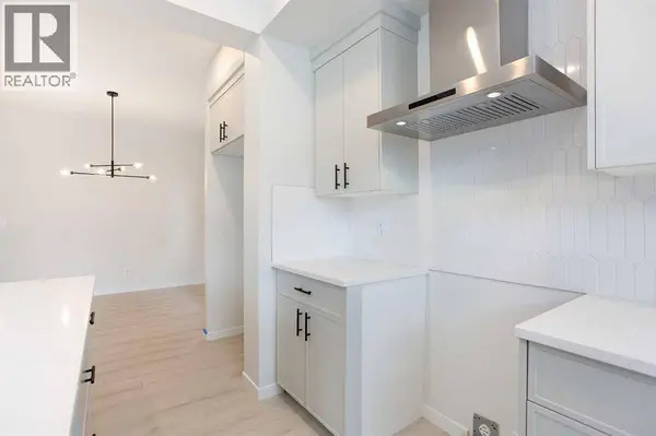 49 Creekside Passage SW, Calgary, AB T2X5V6
