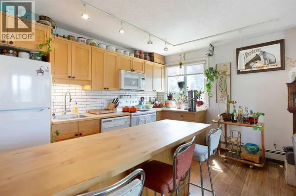 405, 2515 14A Street SW, Calgary, AB T2T3X6