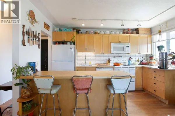405, 2515 14A Street SW, Calgary, AB T2T3X6