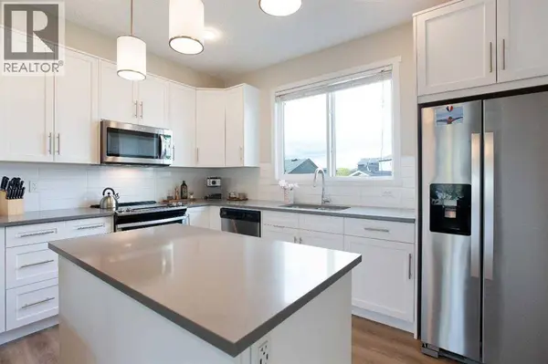 380 Belmont Avenue SW, Calgary, AB T2X4H8
