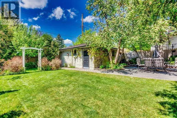108 Silver Springs Drive NW, Calgary, AB T3B3G4