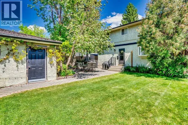 108 Silver Springs Drive NW, Calgary, AB T3B3G4
