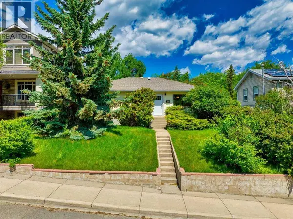 2308 9 Avenue NW, Calgary, AB T2N1E7