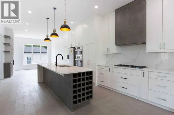 1106 6 Street NE, Calgary, AB T2E3Y8
