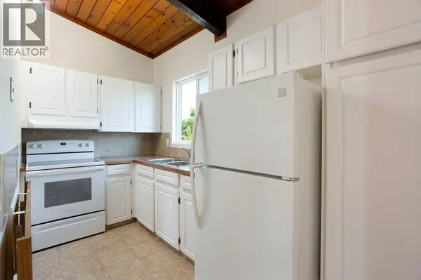 2634 Oakmoor Drive SW, Calgary, AB T2V4E7