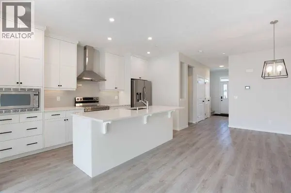 112 Lucas Street NW, Calgary, AB T3P1R6