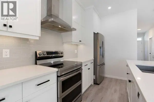 112 Lucas Street NW, Calgary, AB T3P1R6