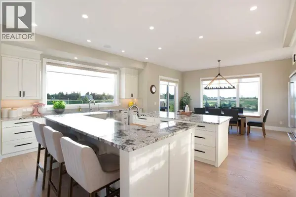 2 Sunset Ridge Drive, Rural Foothills County, AB T1S5B7