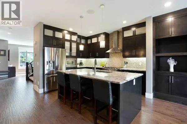 434 22 Avenue NW, Calgary, AB T2M1N3