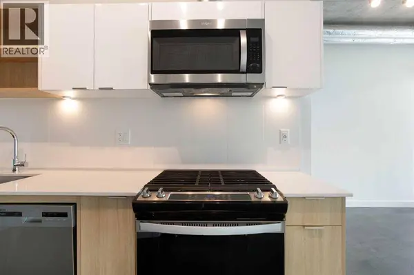 1001, 1319 14 Avenue SW, Calgary, AB T3C0W3