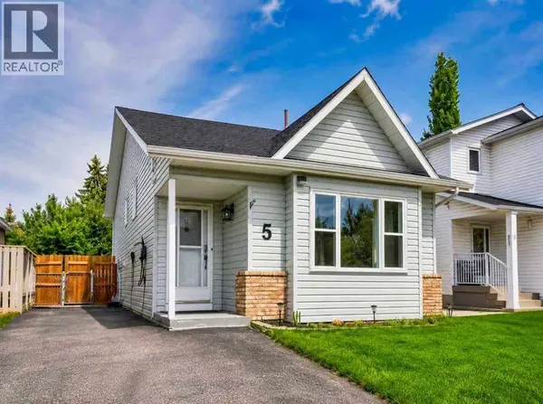 5 Shawglen Court SW, Calgary, AB T2Y2R1