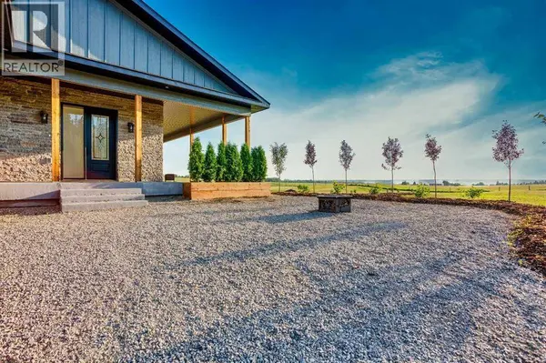 4, 4141 Township Road 340, Rural Mountain View County, AB T0M1C0